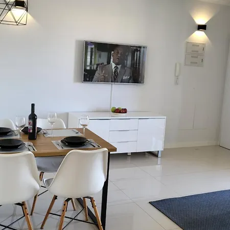 Amigos, La Zenia Boulevard Area, 2 Bedrooms, Beautiful Swimming Pool. Dehesa de Campoamor (Orihuela Costa)